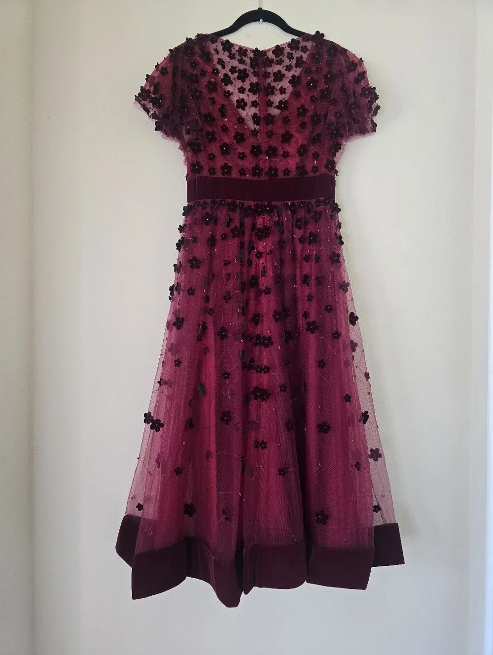 MAC DUGGAL Floral Appliqué Cocktail Midi Dress Burgundy NEW Size 6 Velvet